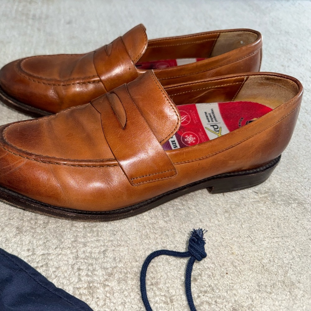 Men’s brown penny loafers(Cole Haan)